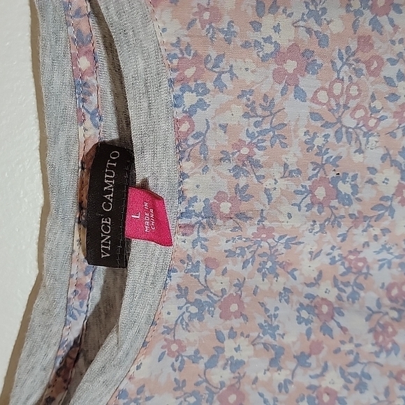 Vince Comuto Floral Chiffon Overlay Front Grey Soft Tee Shirt Flutter Sleeve L - Picture 3 of 7